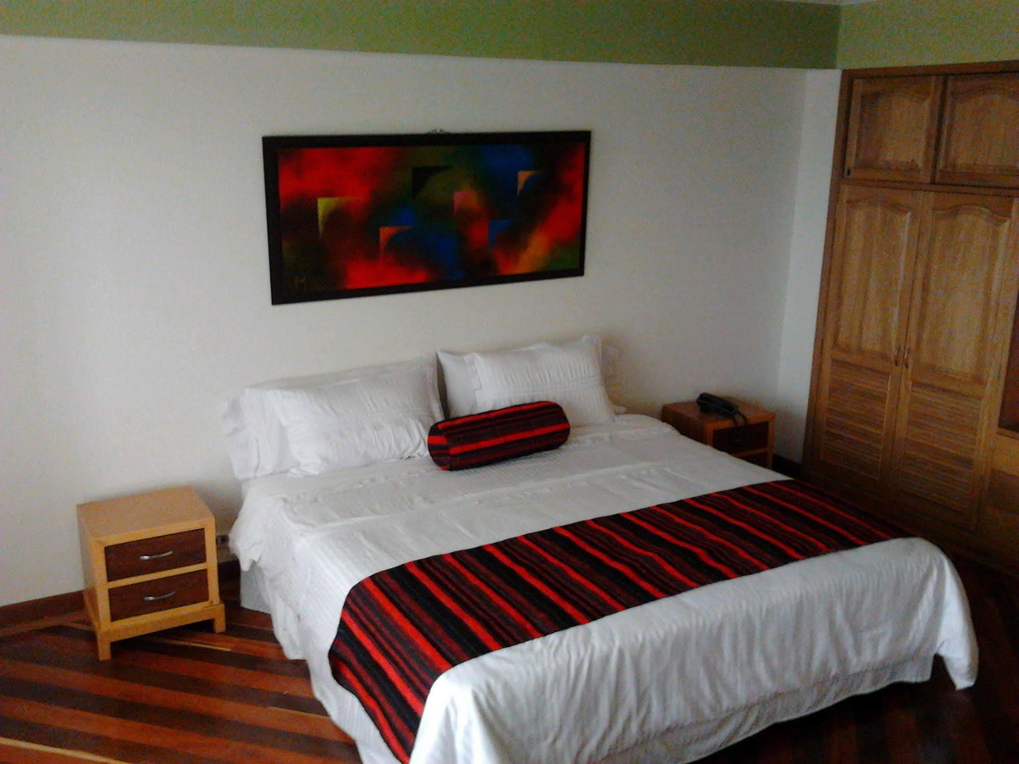 Hotel Airport Travel Богота Экстерьер фото